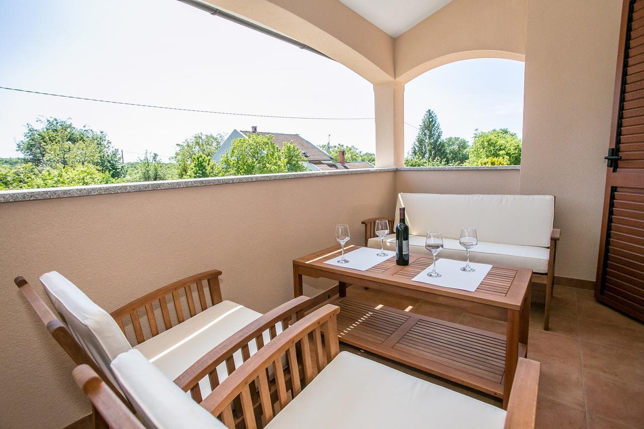 Apartment Stanko Vrvari Екстер'єр фото